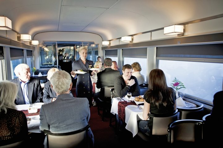 Kanada Bahnreise - Reisende in The Canadian